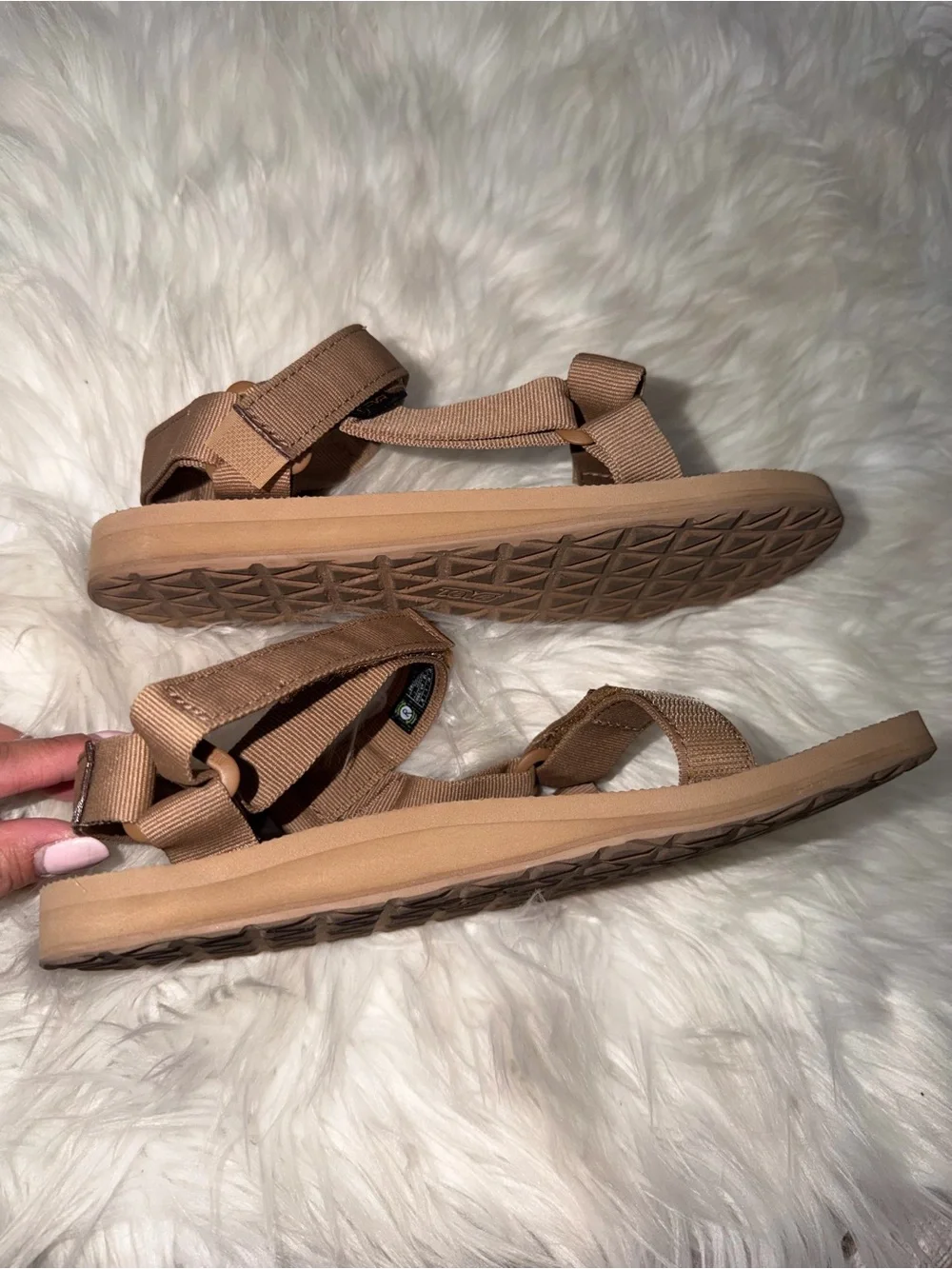 Teva Women's Original Universal Sandal Sand Dune Size 8